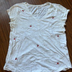 Gap cherry v neck size M